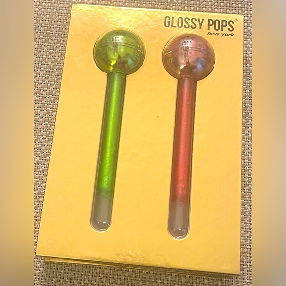 GLOSSY POPS Cheers! Lip Balm & Lip Gloss Duo - Picture 3 of 5